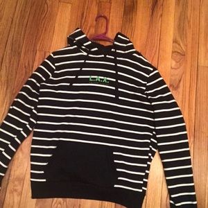 L.A.X GRAPHIC HOODIE